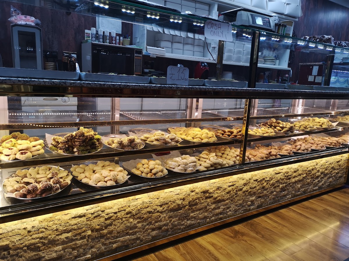 Istanbul Cakes and Baklavas-1
